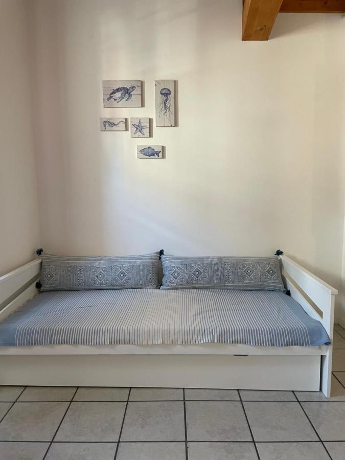 Villa Charentaise 6-8 Personnes Avec Piscine Tonnay-Charente Esterno foto
